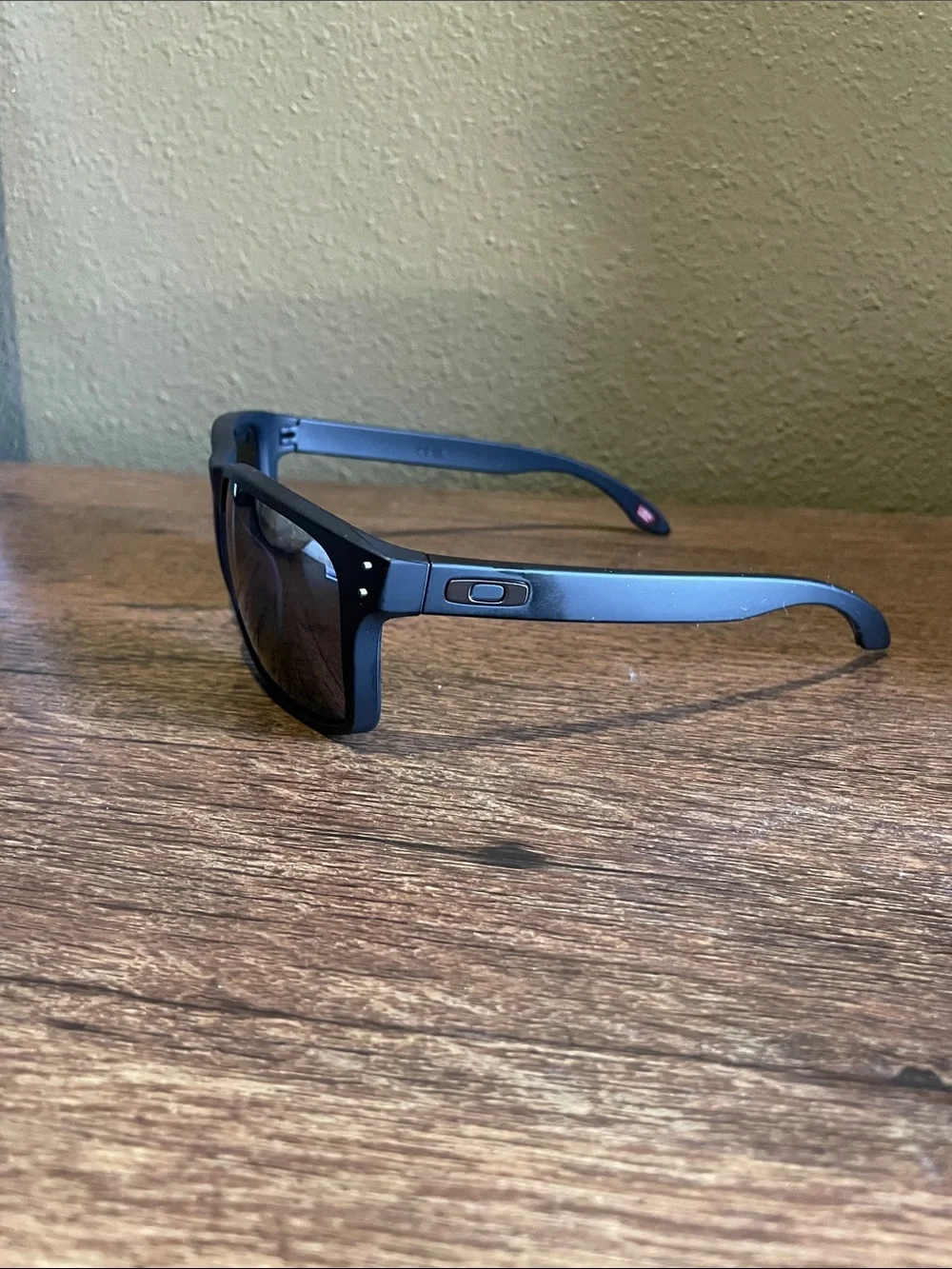 NEW Mens Oakley Holbrook XXL